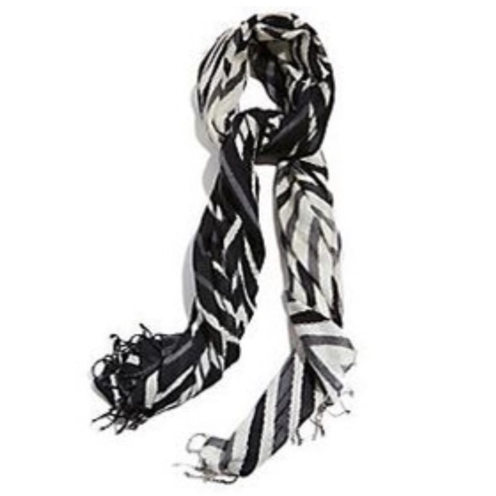 ISO Lucky Brand Womens Chevron Black & White Appliqué Embroidered Scarf Wrap
